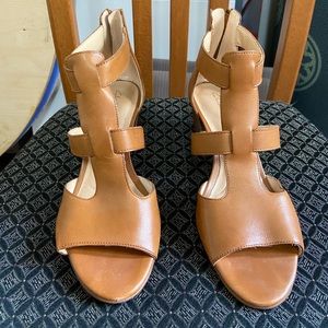 Small Block Heel Sandal.